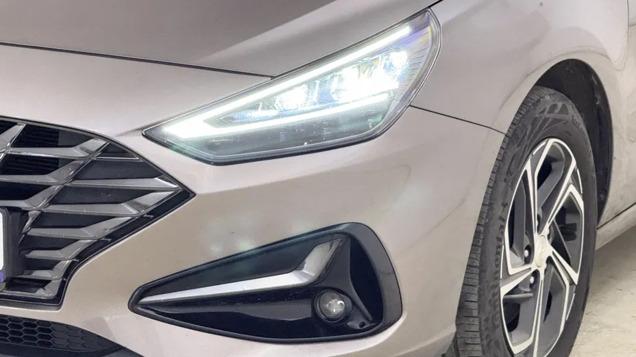 HYUNDAI i30 i30 1.5 T-GDI 48V Smart