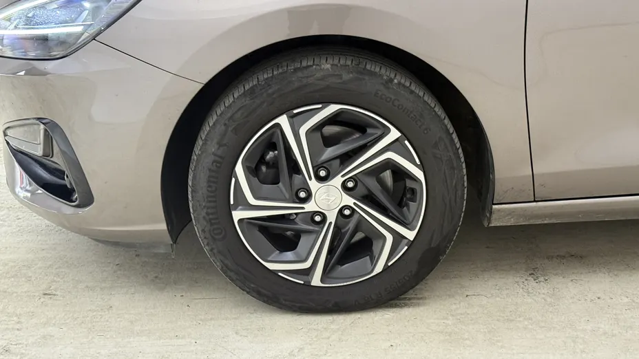 HYUNDAI i30 i30 1.5 T-GDI 48V Smart