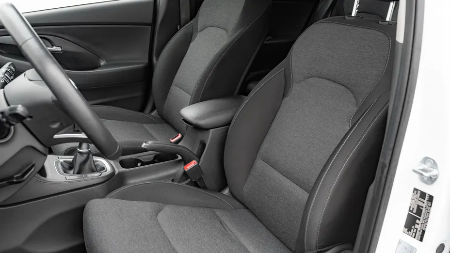 HYUNDAI i30 i30 1.5 T-GDI 48V Smart