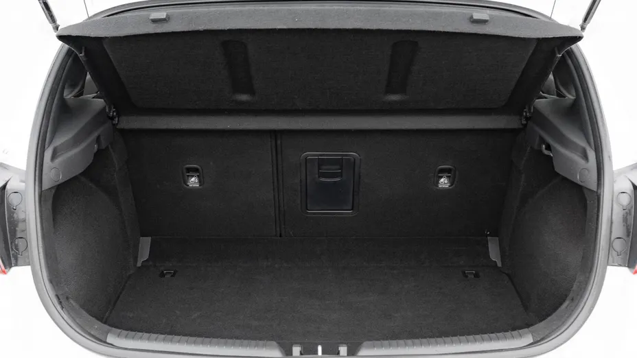 HYUNDAI i30 i30 1.5 T-GDI 48V Smart