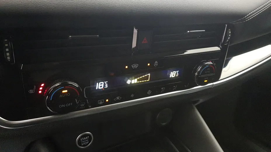 NISSAN Qashqai Qashqai 1.3 DIG-T mHEV N-Connecta Xtronic