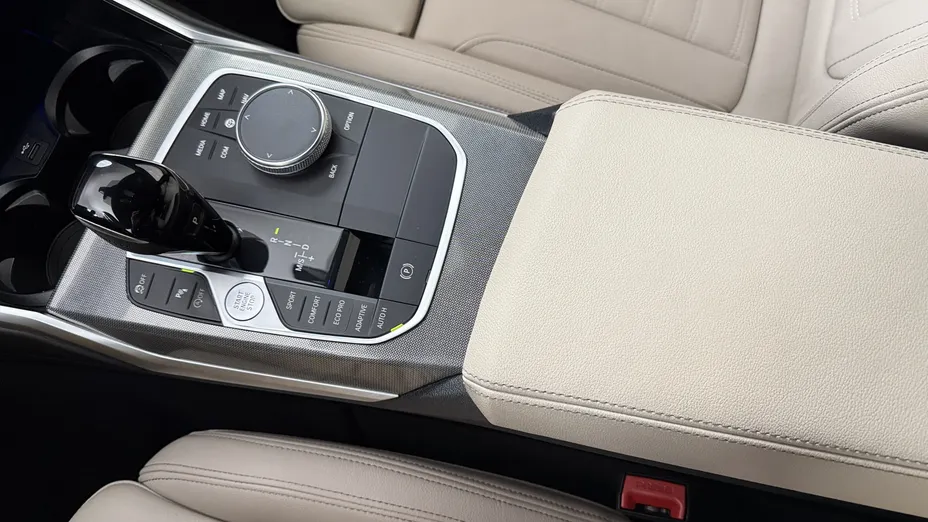 BMW Seria 3 330i xDrive M Sport sport-aut