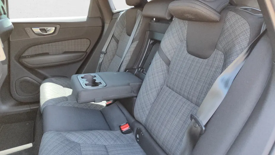 VOLVO XC60 XC60 B4 B Core aut