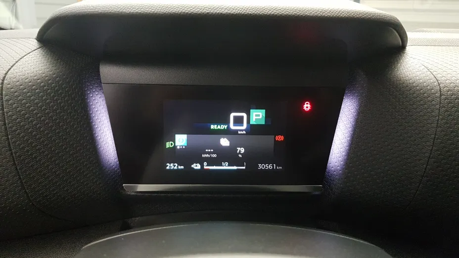 CITROEN C4 e-C4 EV136 50kWh Shine