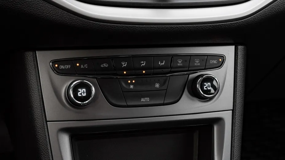 OPEL Astra Astra V 1.2 T Edition S&S