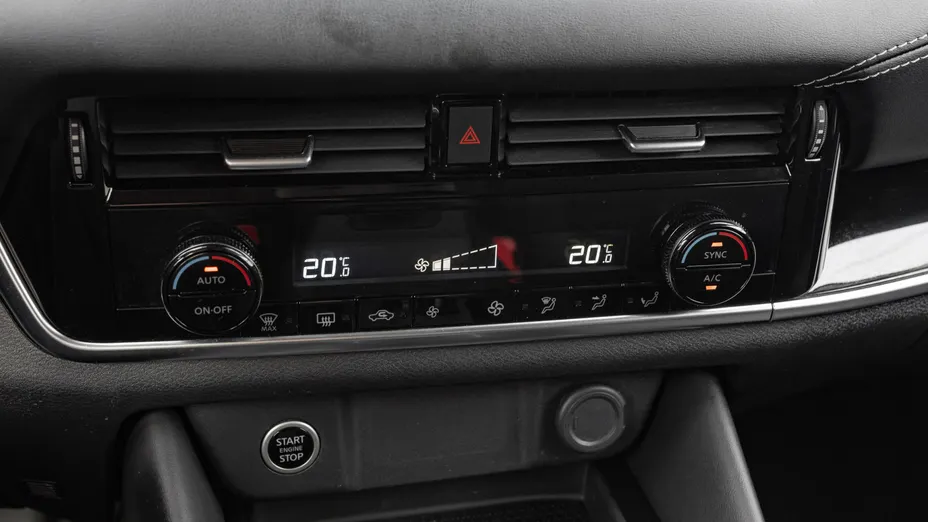 NISSAN Qashqai Qashqai 1.3 DIG-T mHEV N-Connecta Xtronic