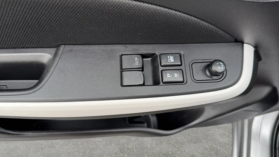 SUZUKI Swift Swift 1.2 Dualjet SHVS Premium
