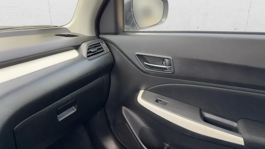 SUZUKI Swift Swift 1.2 Dualjet SHVS Premium
