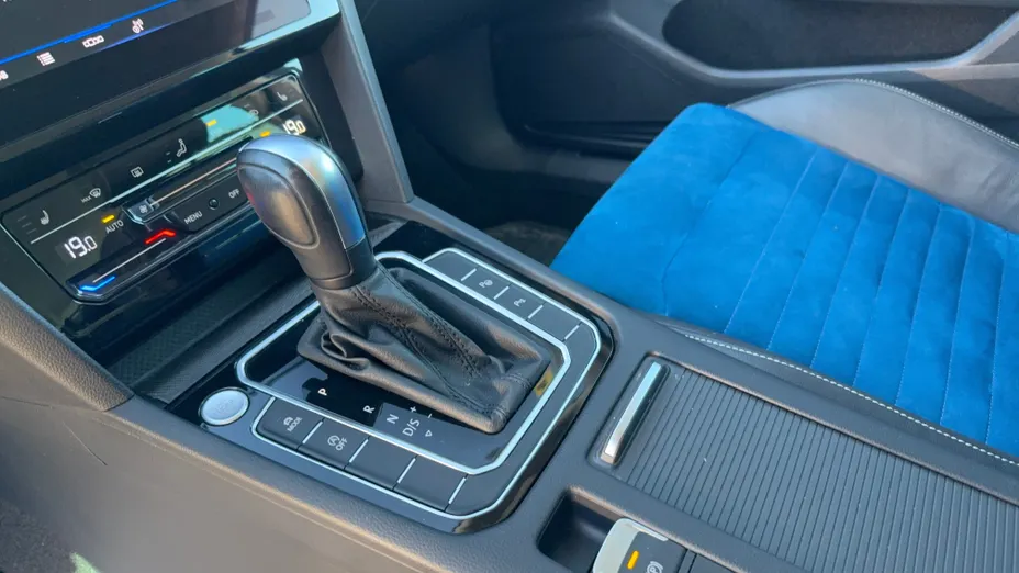 VOLKSWAGEN Passat Passat 2.0 TSI Elegance DSG
