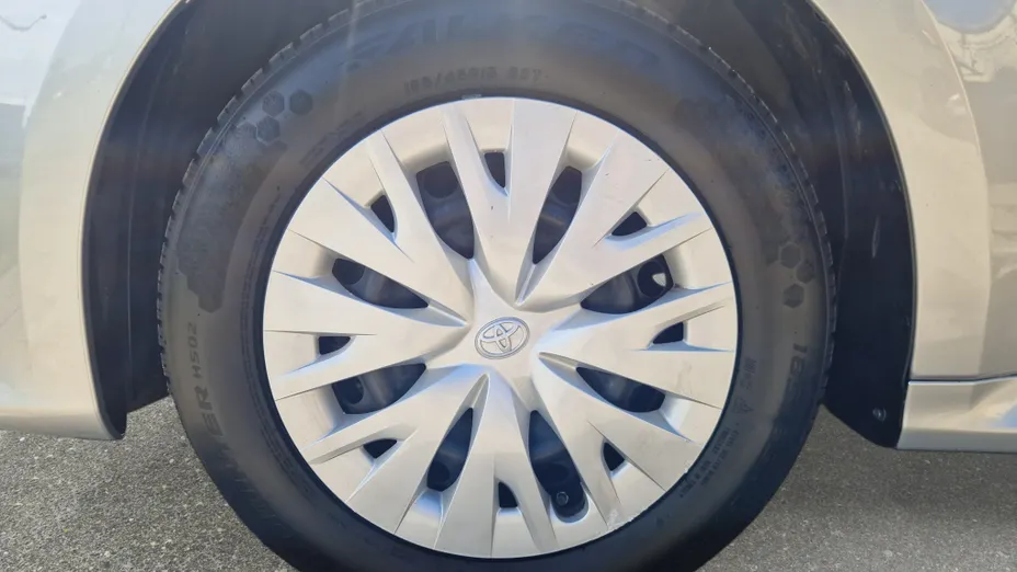 TOYOTA Yaris Yaris 1.0 Comfort