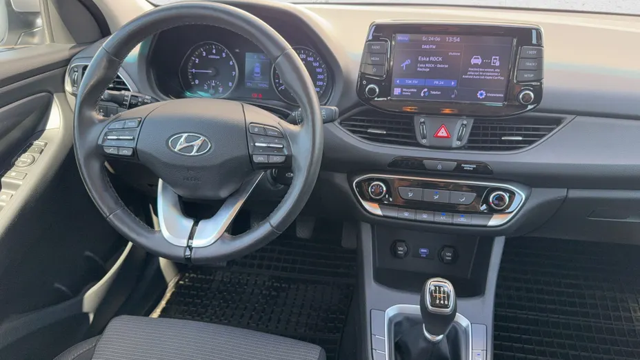 HYUNDAI i30 i30 1.0 T-GDI Modern