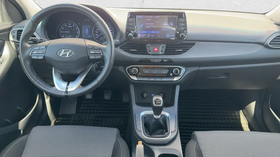 HYUNDAI i30 i30 1.0 T-GDI Modern