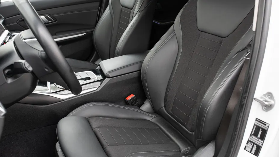 BMW Seria 3 318i Sport Line aut