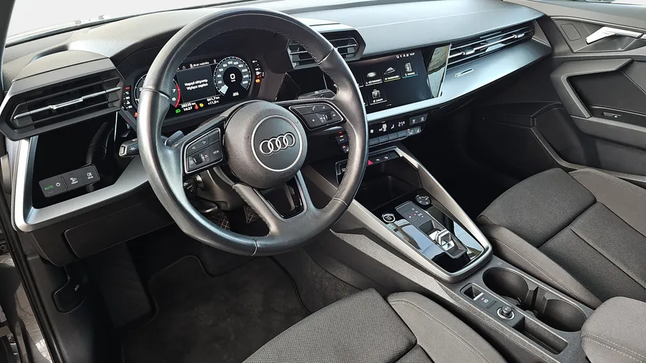 AUDI A3 A3 35 TFSI mHEV S Line S tronic