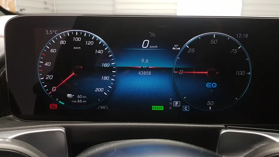 MERCEDES-BENZ EQB EQB 250 66.5kWh AMG