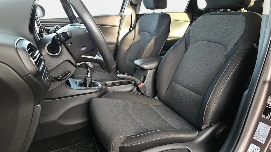 HYUNDAI i30 i30 1.0 T-GDI Smart