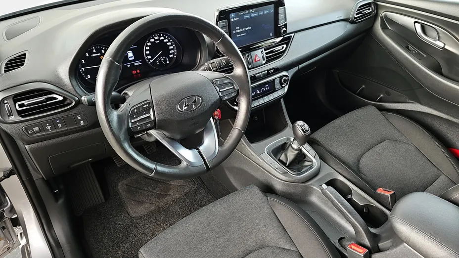 HYUNDAI i30 i30 1.0 T-GDI Smart