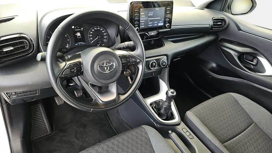 TOYOTA Yaris Yaris 1.5 Comfort