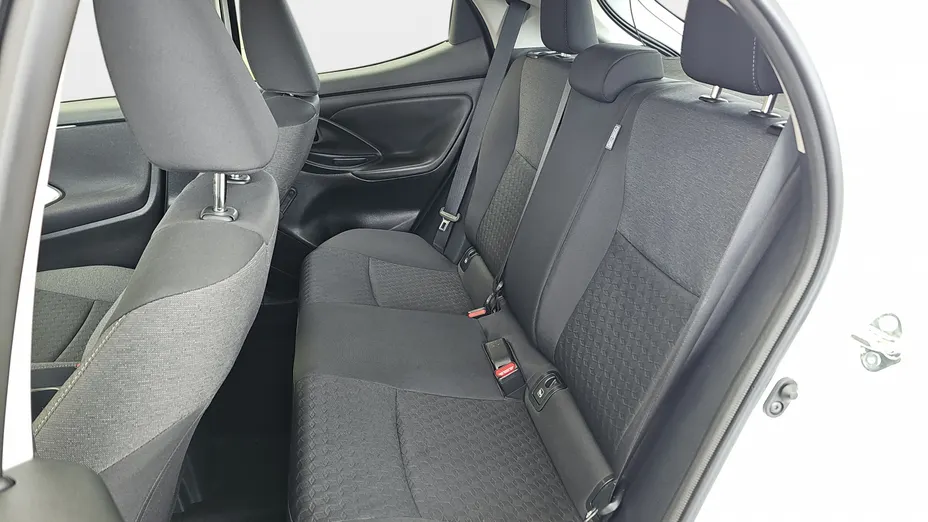 TOYOTA Yaris Yaris 1.5 Comfort