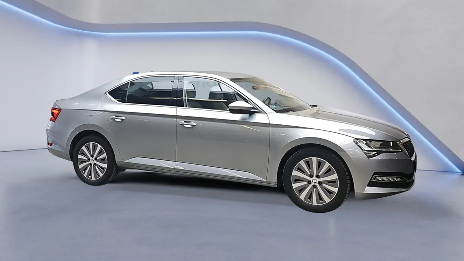 SKODA Superb Superb 2.0 TDI SCR Style