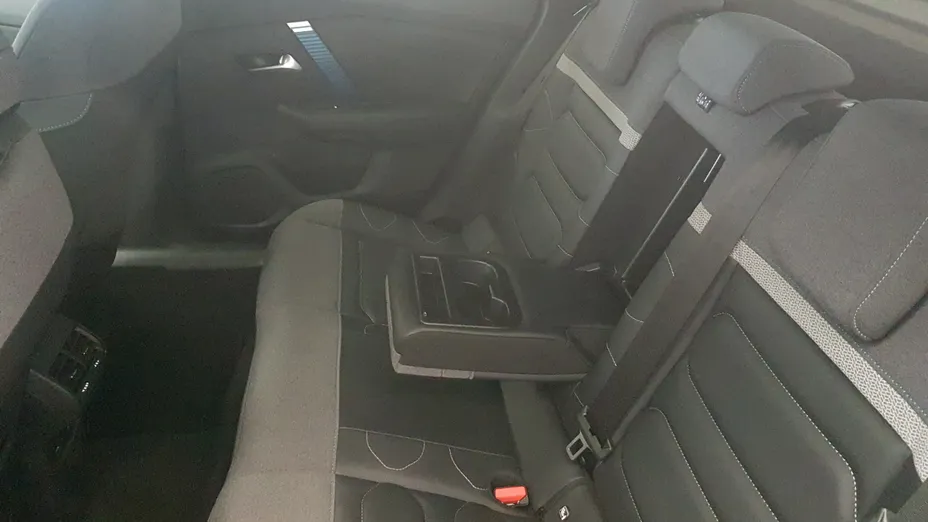 CITROEN C4 e-C4 EV136 50kWh Shine