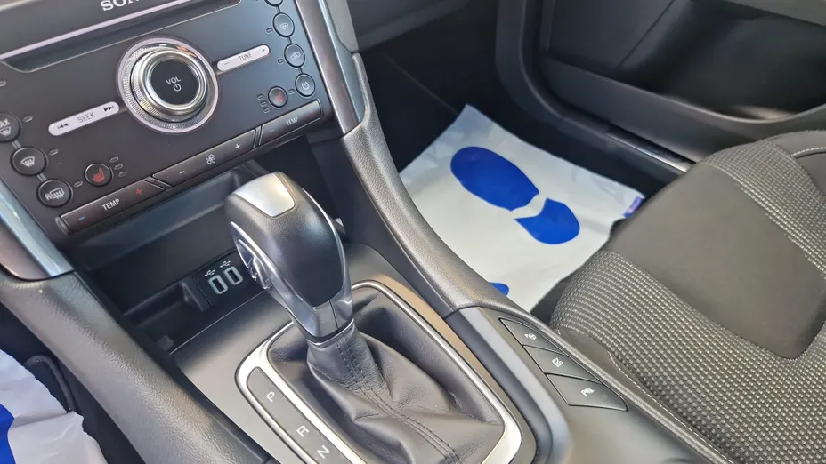 FORD Mondeo Mondeo 2.0 Hybrid Titanium
