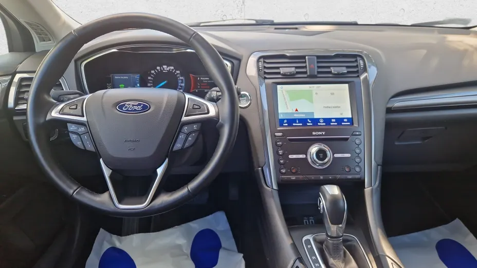 FORD Mondeo Mondeo 2.0 Hybrid Titanium