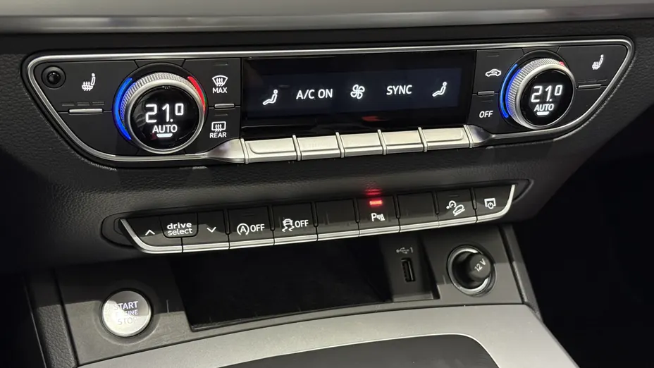 AUDI Q5 Q5 35 TDI mHEV Advanced S tronic