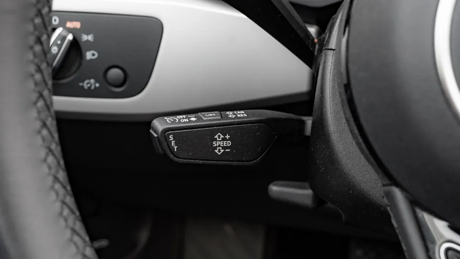 AUDI A4 A4 35 TFSI mHEV S tronic