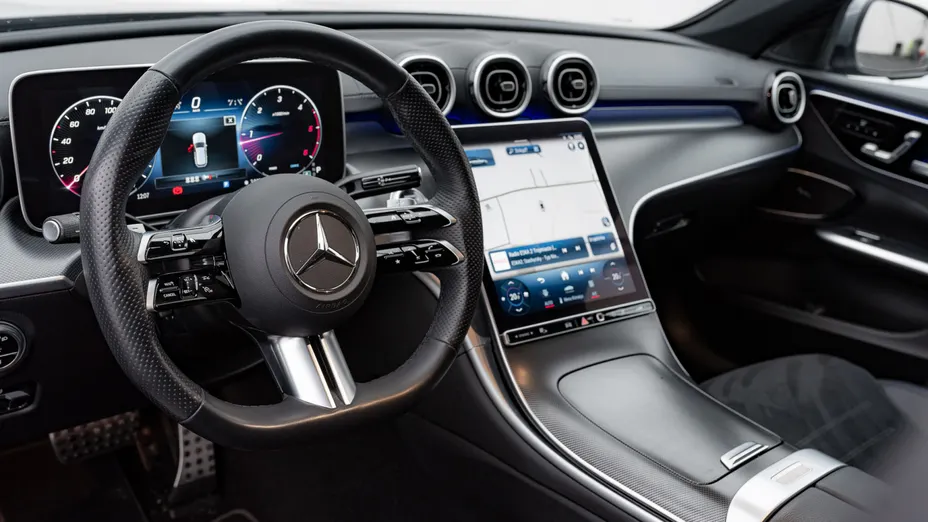 MERCEDES-BENZ C Klasa C 220 d mHEV 4-Matic AMG