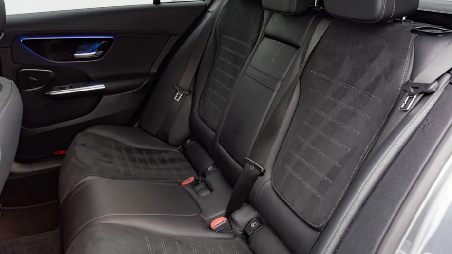 MERCEDES-BENZ C Klasa C 220 d mHEV 4-Matic AMG