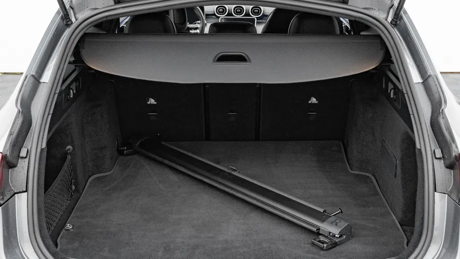 MERCEDES-BENZ C Klasa C 220 d mHEV 4-Matic AMG