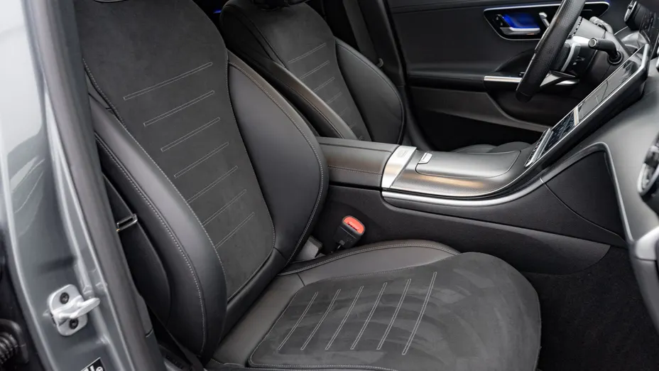 MERCEDES-BENZ C Klasa C 220 d mHEV 4-Matic AMG