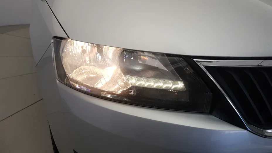 SKODA Rapid Rapid Spb. 1.0 TSI Ambition