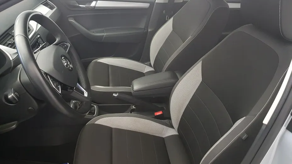 SKODA Rapid Rapid Spb. 1.0 TSI Ambition