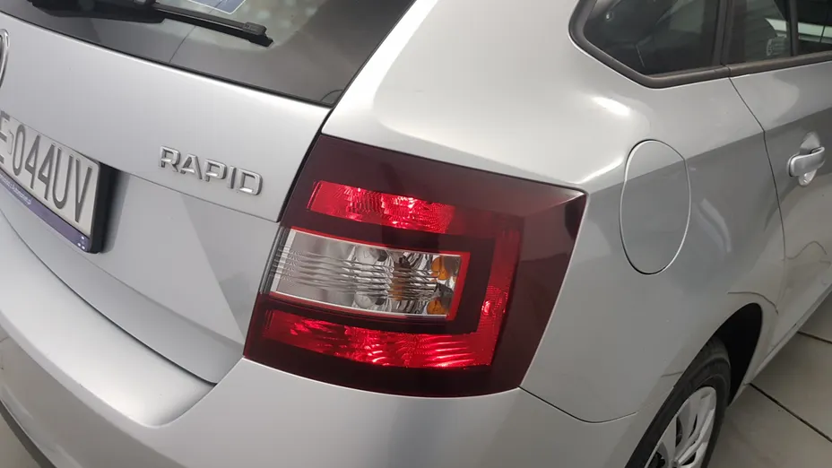 SKODA Rapid Rapid Spb. 1.0 TSI Ambition