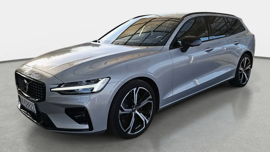 VOLVO V60 V60 B5 B AWD Plus Dark aut