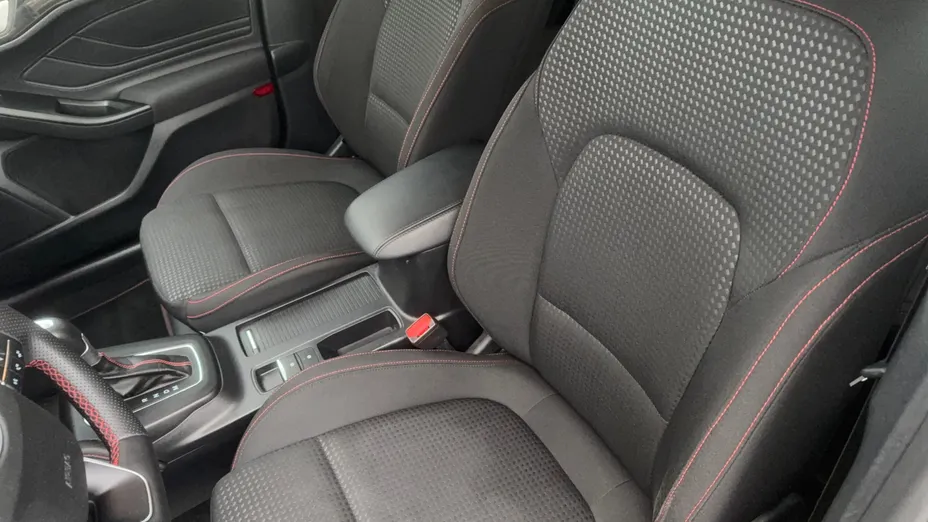 FORD Focus Focus 1.0 EcoBoost mHEV ST-Line X aut