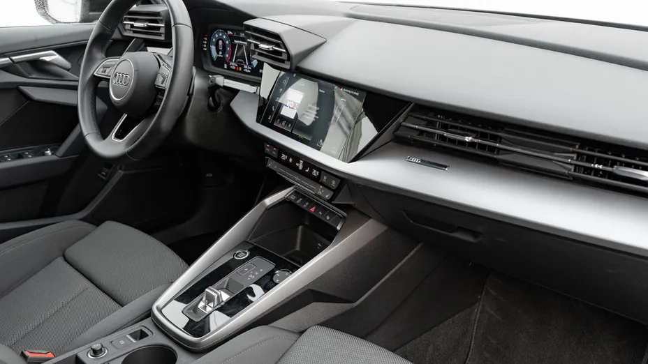 AUDI A3 A3 35 TFSI mHEV S Line S tronic