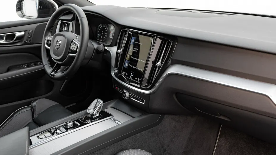 VOLVO S60 S60 B4 B R-Design aut