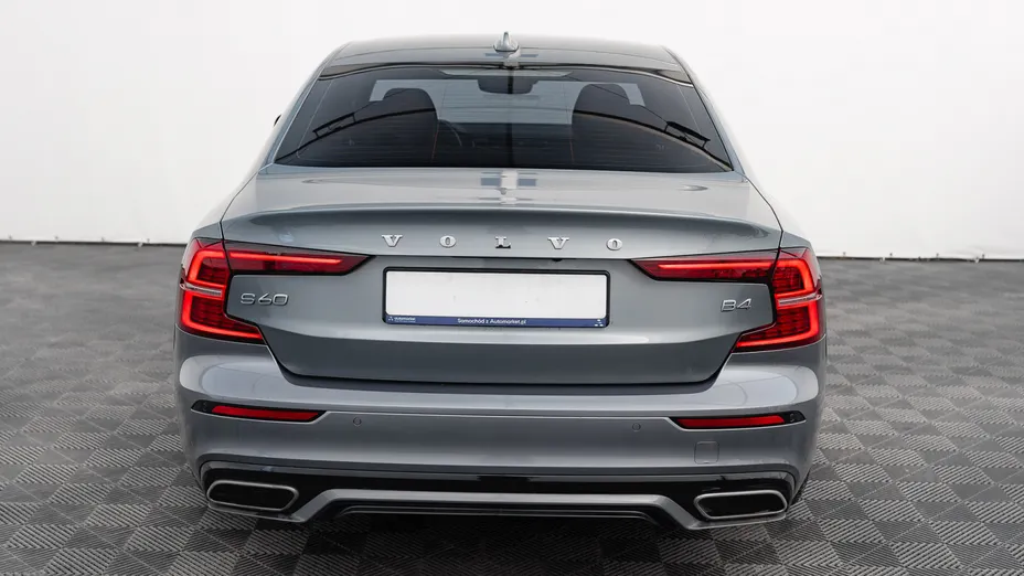 VOLVO S60 S60 B4 B R-Design aut