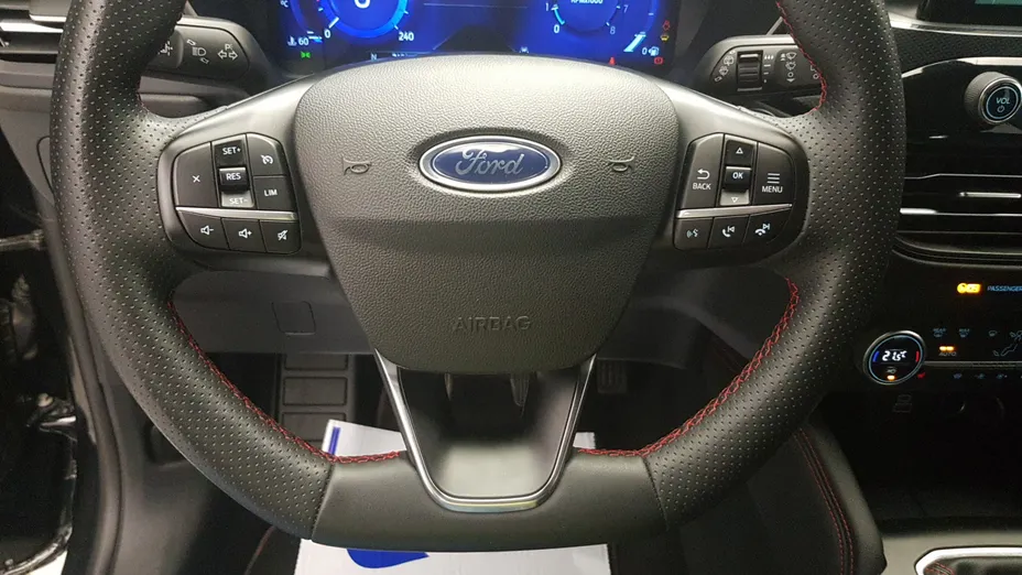 FORD Kuga Kuga 1.5 EcoBoost FWD ST-Line