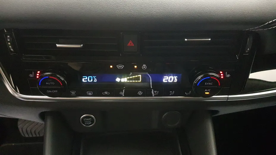 NISSAN Qashqai Qashqai 1.3 DIG-T mHEV N-Connecta Xtronic