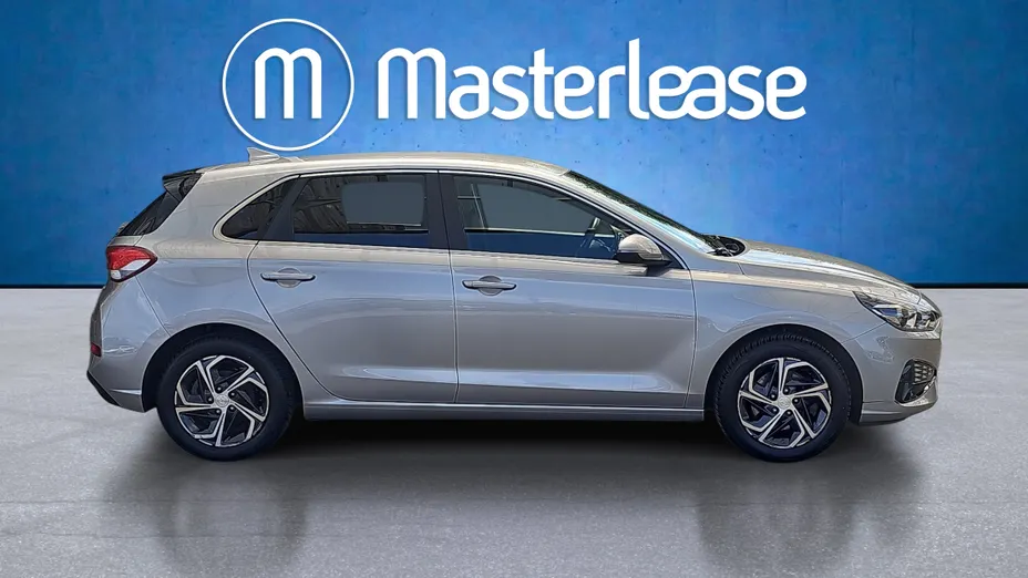 HYUNDAI i30 i30 1.5 DPI Smart