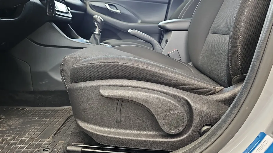 HYUNDAI i30 i30 1.5 DPI Smart