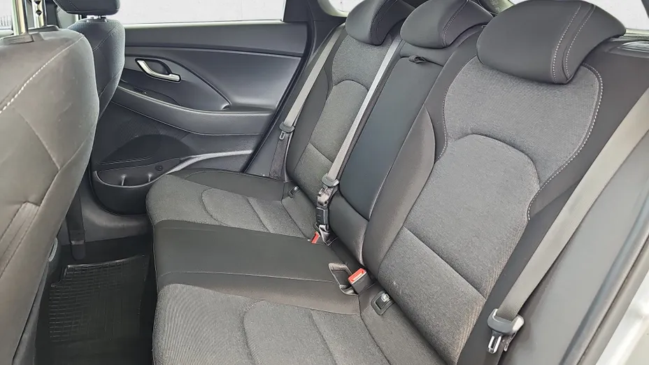 HYUNDAI i30 i30 1.5 DPI Smart
