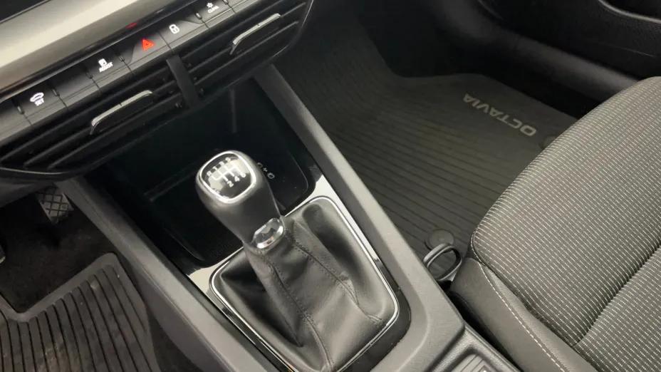 SKODA Octavia Octavia 1.5 TSI ACT Ambition