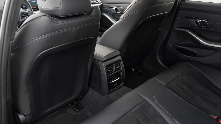 BMW Seria 3 318d mHEV M Sport aut