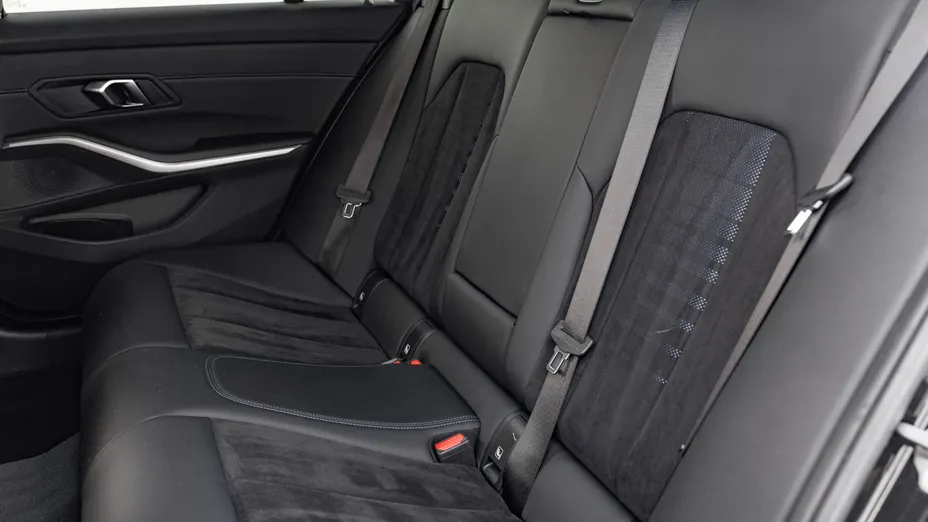 BMW Seria 3 318d mHEV M Sport aut