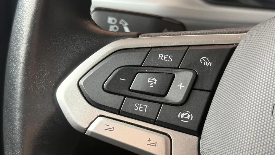 VOLKSWAGEN T-ROC T-ROC 1.5 TSI Life